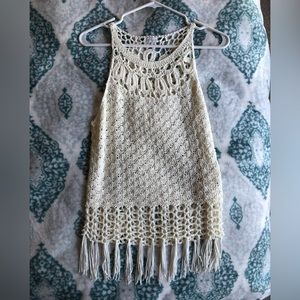 Women’s mandala design crochet tank top with tassels
